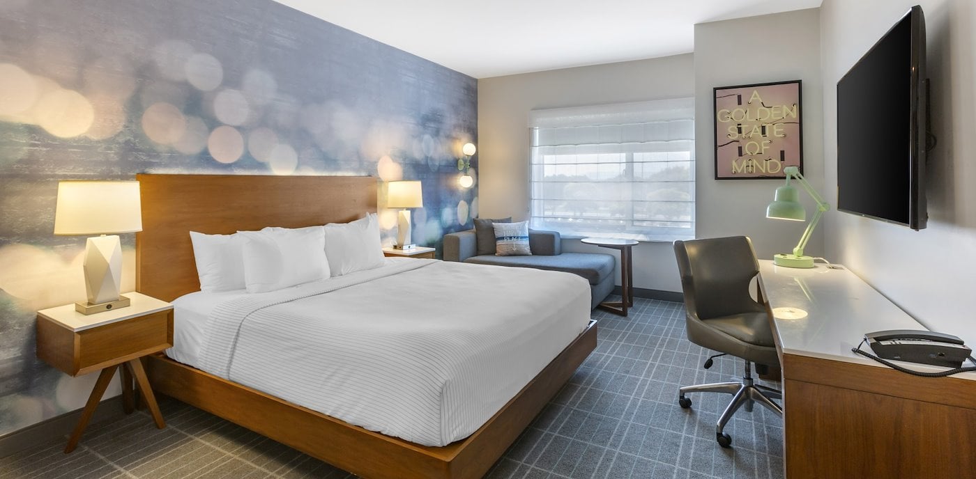 Home | Cambria Hotel LAX
