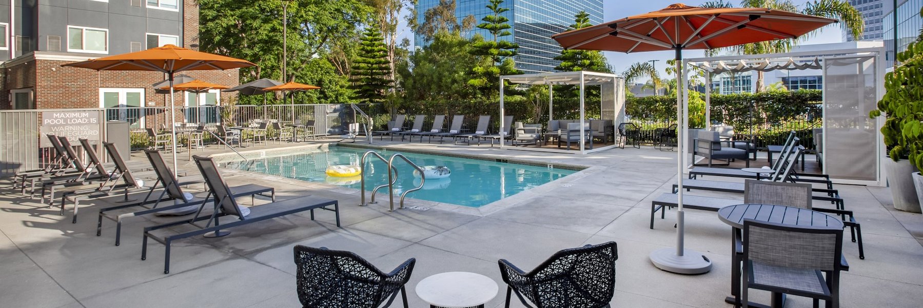 Amenties of Cambria Hotel LAX
