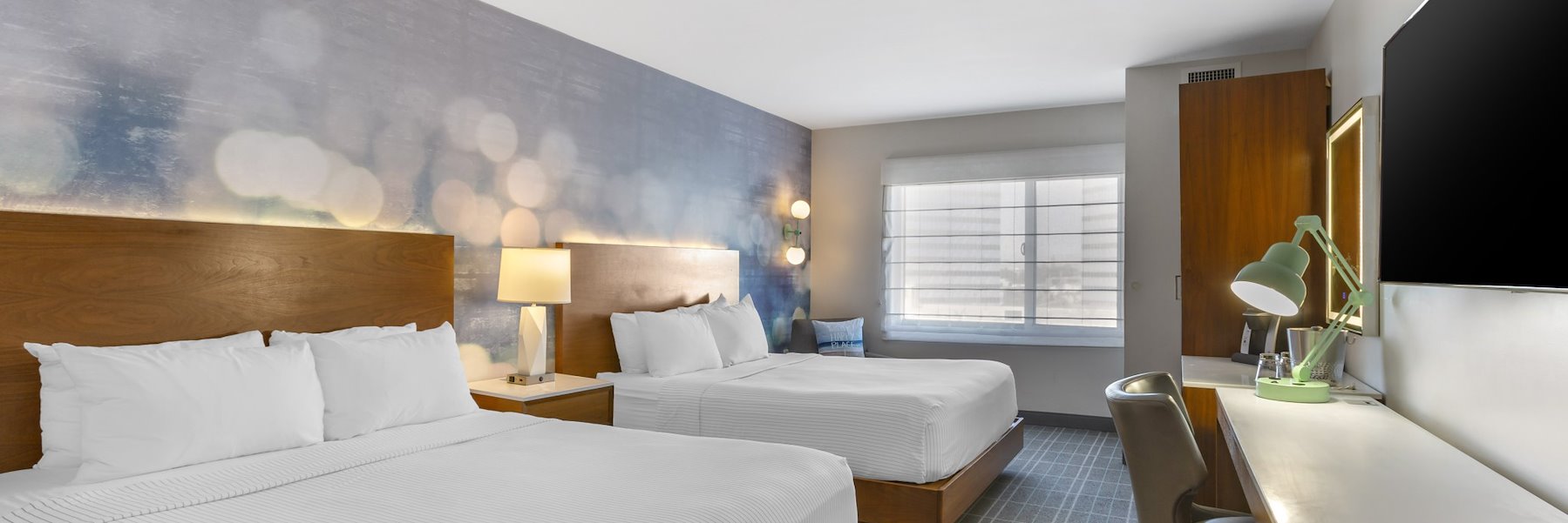Rooms of Cambria Hotel LAX